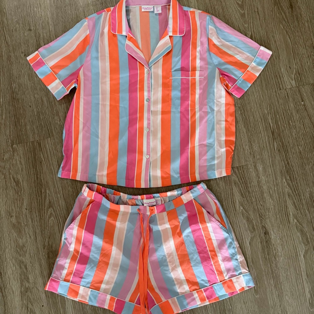 Tommy Bahama striped 2 pc. Pajama set sz L